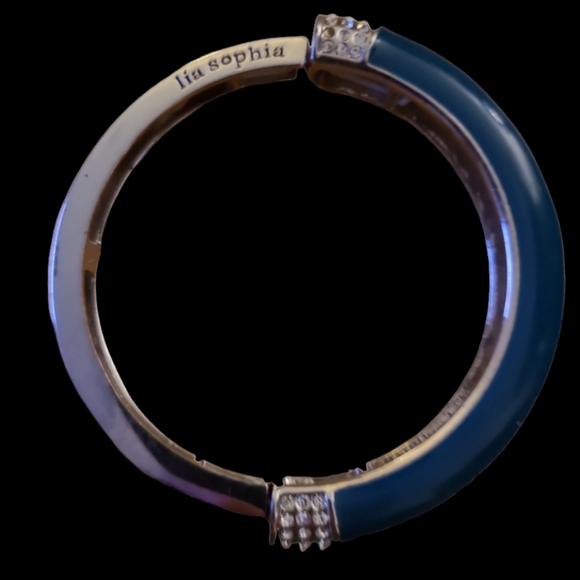 Lia Sophia Green and Goldish Stretchy 6in Bangle L8 - Picture 2 of 2